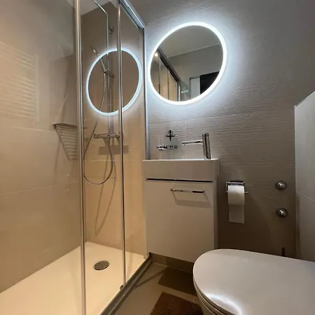 Deluxe, Piscine, Spa, In-out & Golf A L'hotel De L'etrier A Montana شقة كرانز مونتانا